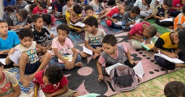 الكتاتيب في الأقصر مفتاح حفظ القرآن الكريم وتعليم الأطفال القيم الدينية المحمدية.. المدرسة القرآنية بقرية البعيرات منارة لحفظ كتاب الله تدعم 700 طفل وشاب وفتاة.. وأخرجت 27 من حفظة القرآن حتى الآن بالقرية.. صور