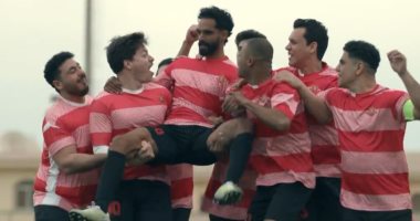 مسلسل الكابتن الحلقة 3.. عمر شرقي شبح يشعر بالذنب لتزويره في مباراة كرة قدم