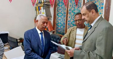 محافظ سوهاج يحيل 28 موظفا بمديرية الزراعة إلى التحقيق لتغيبهم عن العمل