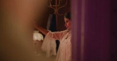 مسلسل إخواتي الحلقة الرابعة.. تايسون يتغزل فى روبي.. فرحات يحاول بيع جثة "ربيع".. شيرين رضا تطلب من "هشام" سرقة مقبرة فرعونية.. تايسون "يطلق" روبي بعد ساعات من كتب الكتاب.. والحلقة تنتهى بوفاة محمد ممدوح