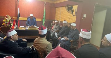 اجتماع لوكيل "أوقاف الدقهلية" مع مديرى الإدارات الفرعية.. صور