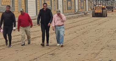 محافظ الدقهلية يتابع أعمال المرحلة الأولى من رفع كفاءة مدخل 15 مايو بجمصة جانب من الجولة