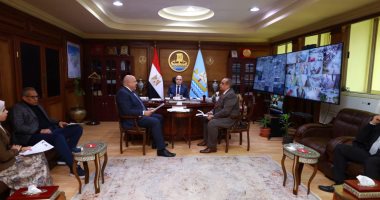 محافظ كفرالشيخ يناقش عددًا من ملفات الدوائر مع النواب ويبحث الهوية البصرية