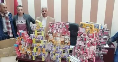 ضبط 1900 قطعة ألعاب نارية ضمن حملة مكبرة بسوهاج.. صور