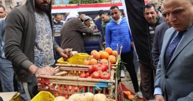 تعرف على أسعار الخضراوات والفاكهة اليوم الأربعاء 5-3-2025.. الطماطم 5 جنيهات استقرار في سعار الخضروات والفاكهة بكفر الشيخ