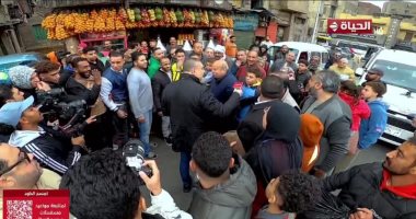 عمرو الليثى يلتقى أصحاب محل عصير ويهديهم جوائز مالية ببرنامج "أجمل ناس" حلقة "أجمل ناس" تصل مدينة القناطر