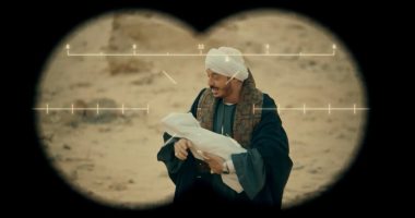 مسلسل حكيم باشا الحلقة 8..  مصطفى شعبان يصعد بابنه للجبل