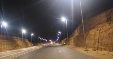 محافظ أسوان: إنارة المدخل الغربى لمحور الخزان بتكلفة 12 مليون جنيه