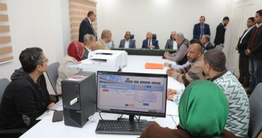 محافظ القاهرة يعلن تخفيض 25% على تقنين مصانع شق الثعبان اجتماع محافظ القاهرة