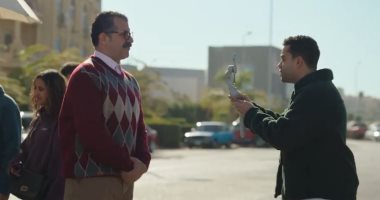 مسلسل شهادة معاملة أطفال الحلقة 11.. محمود حافظ يشيد بهنيدي على السوشيال ميديا