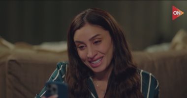 مسلسل كامل العدد الحلقة 12.. شريف يعتذر لوالدته ليلى بسبب انشغاله عن تدريباته