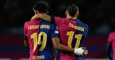 الحلم نيوز : 
                                            برشلونة ضد بنفيكا .. لامين يامال يبدع والبارسا يتقدم 3-1 في الشوط الأول.. صور 
                                        