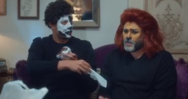 مسلسل الكابتن الحلقة 12.. أكرم حسنى يتعرض لموقف محرج فى منزل خطيبته آية سماحة