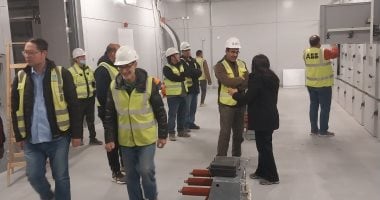إطلاق التيار الكهربائى بآخر موزع بمنطقة الأعمال المركزية بالعاصمة الإدارية