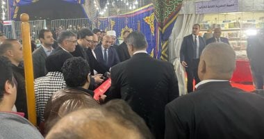 وزير الثقافة ومحافظ الجيزة يفتتحان معرض فيصل للكتاب فى دورته الثالثة عشر.. صور 