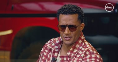 مدفع رمضان.. فائز بـ 100 ألف جنيه: مراتى هتولد بكرة وهسمى ابنى محمد.. وفوز زياد حربى بعمرة مقدمة من البرنامج.. ومحاولة إقناع والدة فائزة من الفيوم: والله أنا محمد رمضان وبنتك فازت بـ200 ألف جنيه