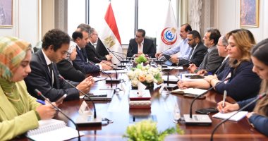وزير الصحة يستقبل مساعد الأمين العام للأمم المتحدة للتعاون في التنمية البشرية