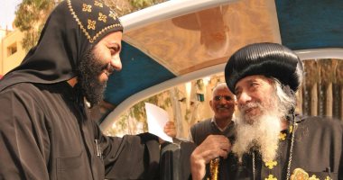 البابا شنودة والقمص بولس