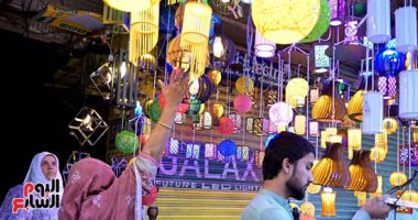 باكستان تتزين لاستقبال عيد الفطر أسواق الزهور فى باكستان