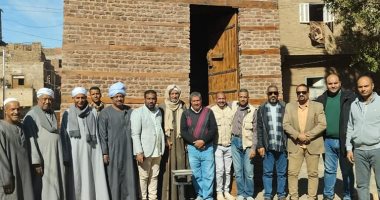 خطط تطوير المآذن التاريخية فى المساجد التراثية بإسنا.. مئذنة المسجد العتيق بالكورنيش تم بناؤها في عهد الفاطميين وتنال تطويرا شاملا بعد زلزال 1992.. ومئذنة أصفون التاريخية بالمسجد العمرى تعود للحياة.. صور 