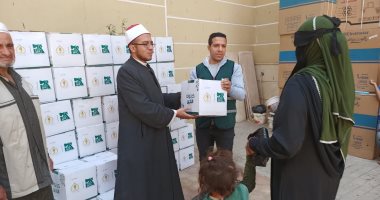 100 ألف كرتونة غذائية.. الأوقاف ومصر الخير ترسّخان قيم التكافل فى رمضان