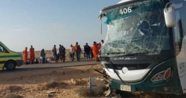 إصابة 4 أشخاص إثر حادث تصادم سيارتين فى الجيزة