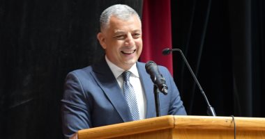 محافظ الإسماعيلية يُهنئ الأم المثالية على مستوى المحافظة 