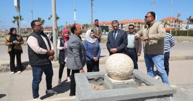 محافظ دمياط يجرى جولة ميدانية بمدينة رأس البر لمتابعة الاستعدادات لعيد الفطر