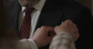 شهادة معاملة أطفال الحلقة 20.. مقبولة تهدى زوجها قلما للتجسس عليه وتكتشف خيانته