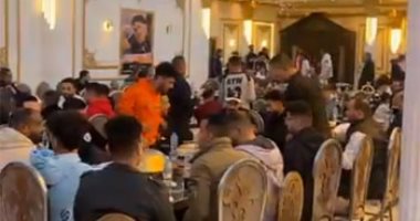 إمبابة كلها هنا.. إسماعيل الليثى ينظم أكبر مائدة إفطار على روح ضاضا