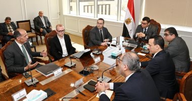 وزير الإسكان يلتقى مسئولى شركة "Big العالمية" لبحث أوجه التعاون