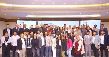 وزيرة التضامن تكرم صناع مسلسل ولاد الشمس وتشكر الشركة المتحدة 
