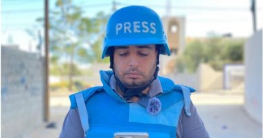 عريس فلسطينى يتزوج فى خيمة إيواء بعد تدمير منزله وتجدد القتال يضطره للنزوح
