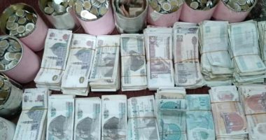 فتيات "قمن العروس" ببنى سويف يجهزن 400 شنطة رمضانية من خلال جمع الحصالات.. جمعن 102 ألف جنيه.. إحدى المشاركات: بعض الأهالي تبرعوا بشراء عجل.. ووزعنا الشنط على الأسر الأولى بالرعاية.. صور