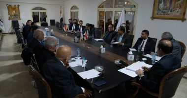 أمانة الشؤون البرلمانية لحزب الجبهة يناقش قانون الانتخابات وتقسيم الدوائر