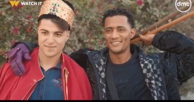 جبر الخواطر.. محمد رمضان يحقق حلم شاب لشراء موتوسيكل يعمل عليه "فيديو"