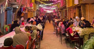 رمضان شهر اللمة الحلوة.. شباب العمرانية ينظمون مائدة إفطار جماعي للعام الثالث مائدة افطار شباب العمرانية