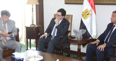 وزير الثقافة ورئيس الأعلى للإعلام يجتمعان مع الشركة المتحدة ورؤساء لجنة الثقافة والإعلام بالنواب والرقابة على المصنفات الفنية وغرفة صناعة السينما وقيادات الوزارة لبحث ومناقشة مستقبل العمل الثقافي والإعلامي وزير الثقافة ورئيس الأعلى للإعلام يجتمعان مع الشركة المتحدة