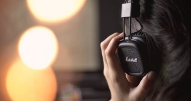 مزاجهم عالى.. 4 أبراج تعطى أفضل نتائج أثناء العمل مع الموسيقى