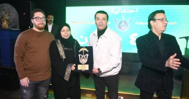 مصطفى كامل يكرم أسرة حماده أبو اليزيد وعمرو شيحة فى حفل إفطار نقابة الموسيقيين