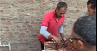 نصف طن لحوم فى مائدة الإفطار الجماعى بمدينة نقادة بقنا.. فيديو