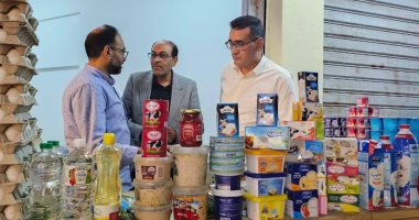 شركة مياه الأقصر ومسئولو التموين يرفعان شعار "جاهزون لعيد الفطر".. صور