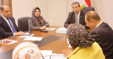 محافظ دمياط يعقد اجتماعا لمتابعة أعمال لجنة حصر الأراضى غير المستغلة