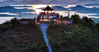 اكتشاف 79 موقعا أثريا وتحصينات عسكرية تعود لعصور قبل التاريخ