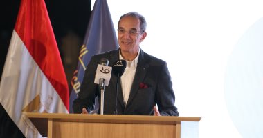 وزير الاتصالات: تمكين الشركات الناشئة المتخصصة فى الذكاء الاصطناعى من تنمية أعمالها