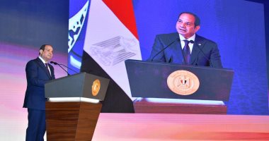 الرئيس السيسى: "المصريون فى المواقف الصعبة بيبقوا شكل مختلف ويتناسوا كل شيء"