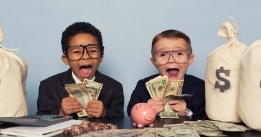 حسب برج طفلك.. اعرفى هيصرف العيدية إزاى وفين فى ثانى أيام العيد؟