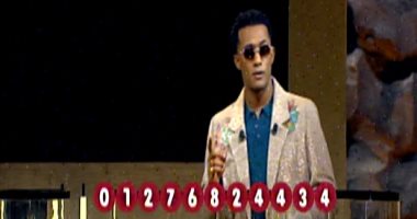 محمد رمضان يجبر بخاطر سيدة بـ200 ألف جنيه بمدفع رمضان وترد: دى حقيقة ابنى بيعيط