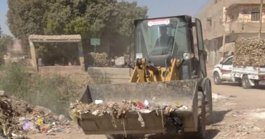 رفع 60 طن من القمامة والمخلفات بـ6 قرى بسوهاج استعدادا لعيد الفطر إزالة القمامة
