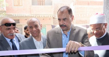 محافظ سوهاج يفتتح مسجد عبد الرحمن بن أبي بكر الصديق.. فيديو محافظ سوهاج خلال افتتاح المسجد